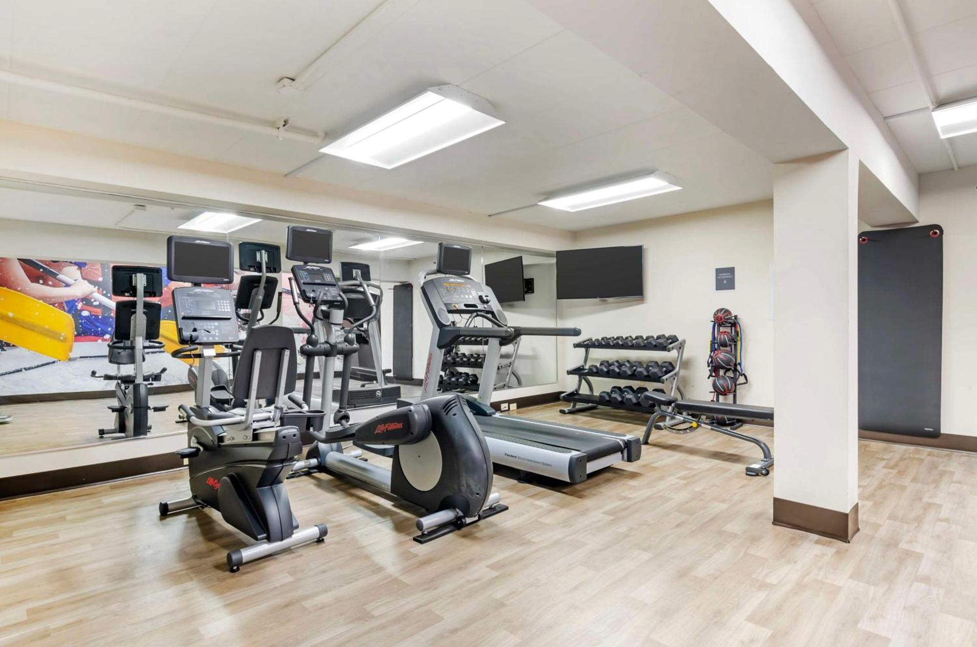 Best Western Plus Beckley Inn Esterno foto