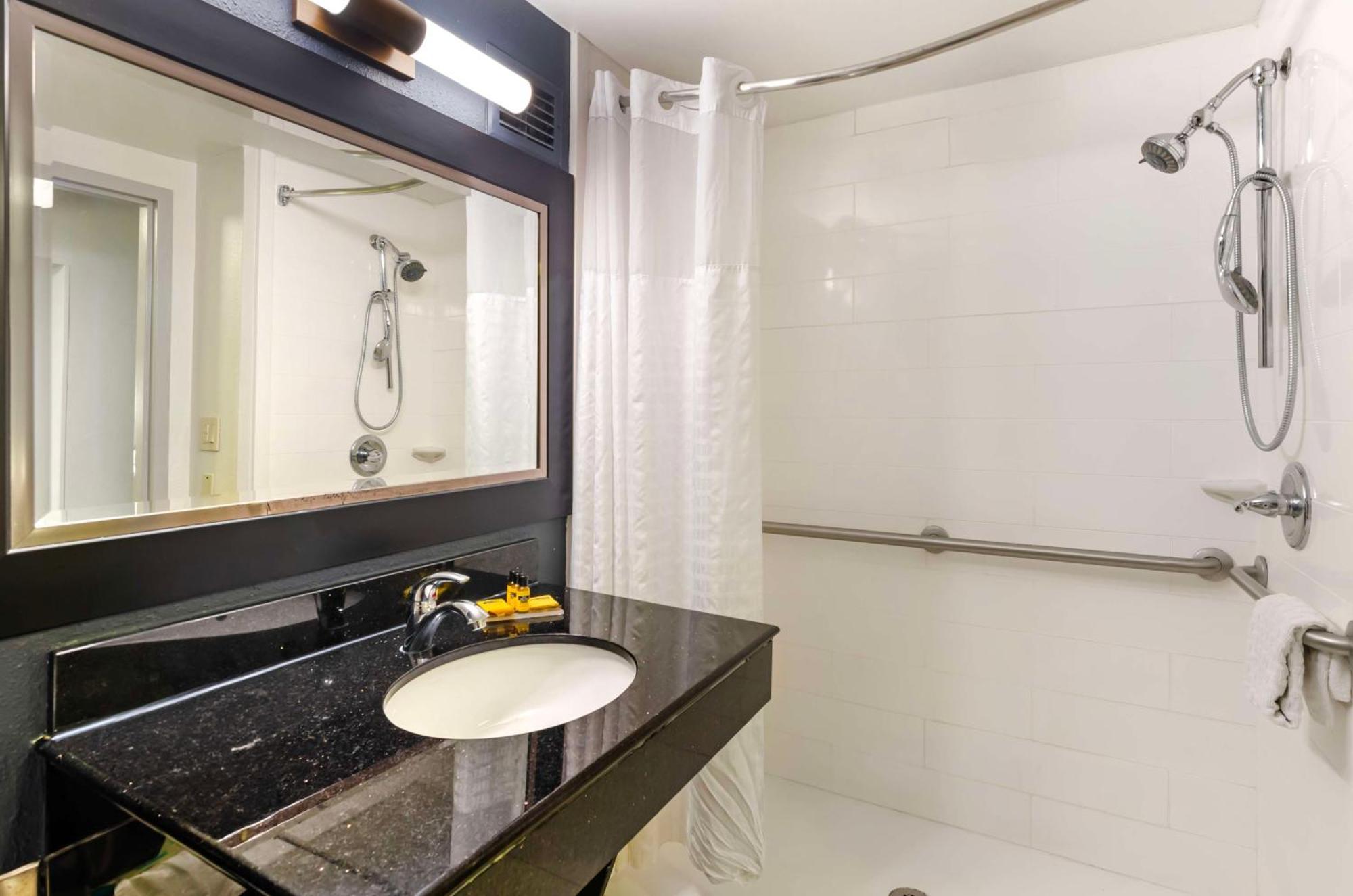 Best Western Plus Beckley Inn Esterno foto
