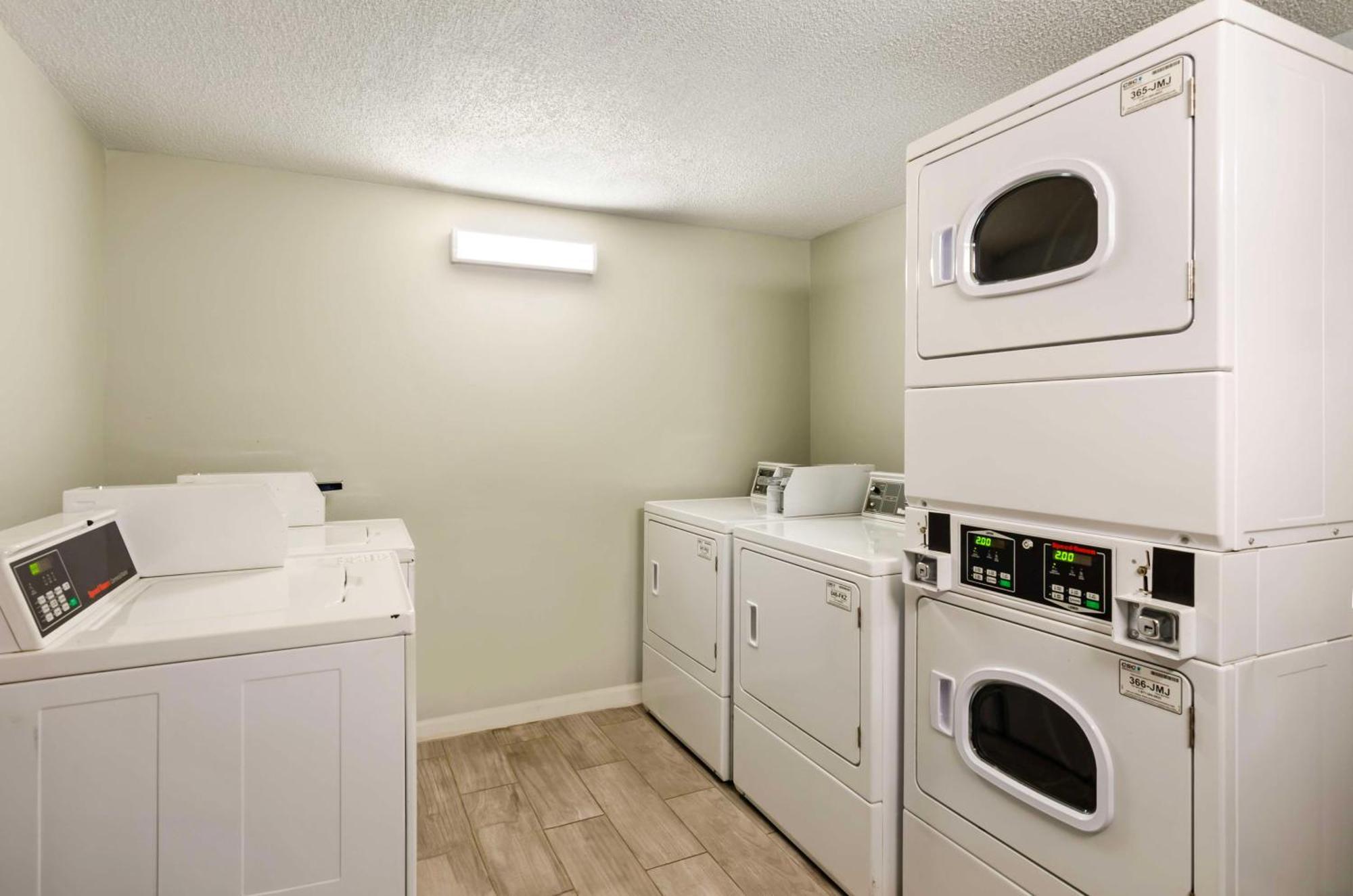 Best Western Plus Beckley Inn Esterno foto