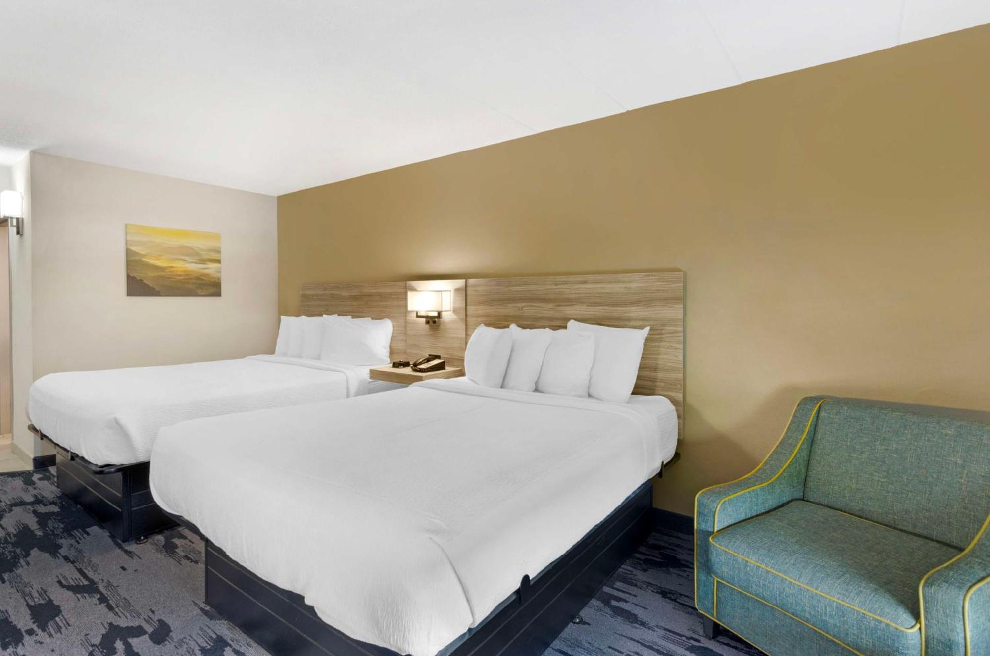 Best Western Plus Beckley Inn Esterno foto