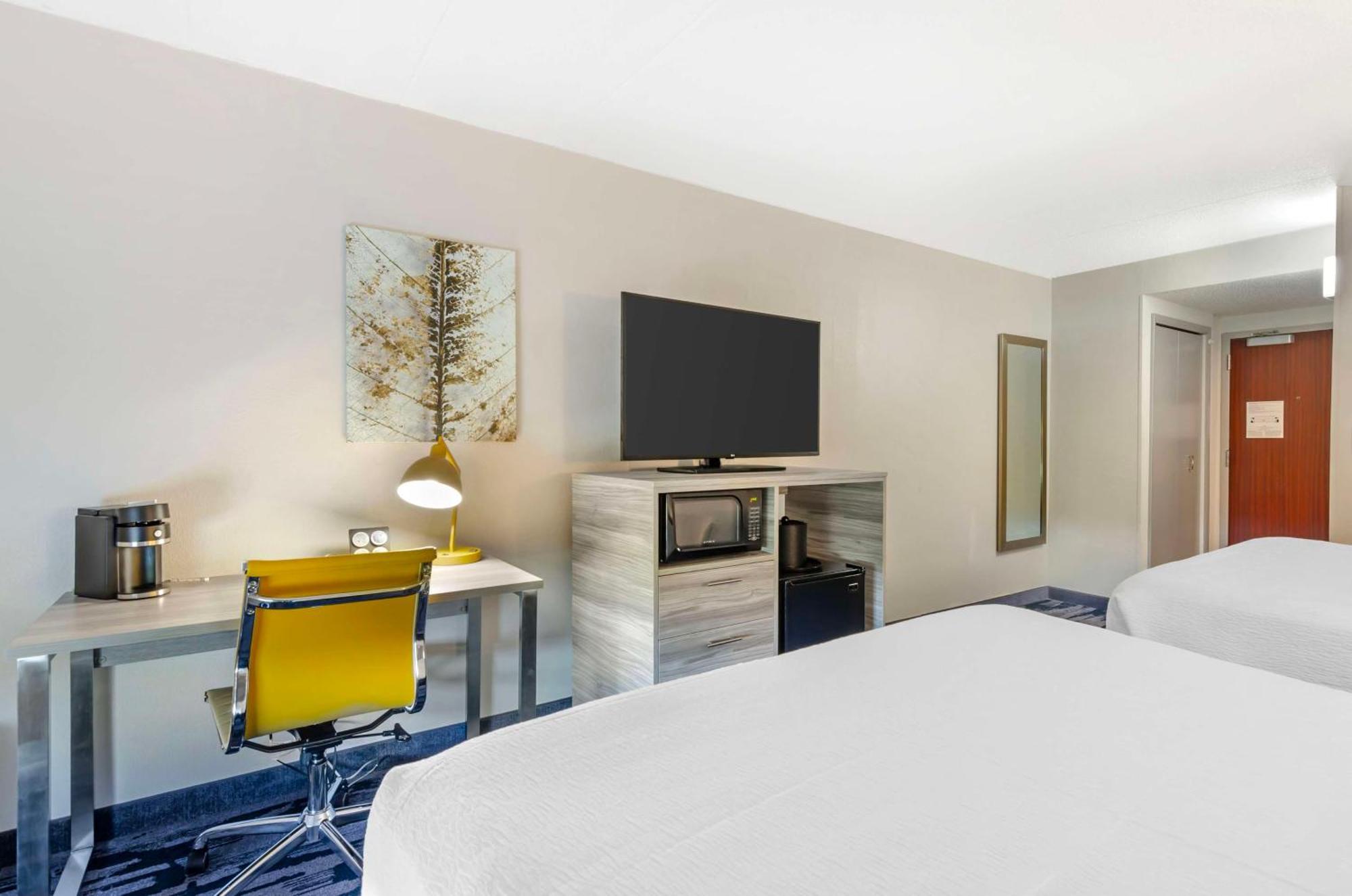 Best Western Plus Beckley Inn Esterno foto