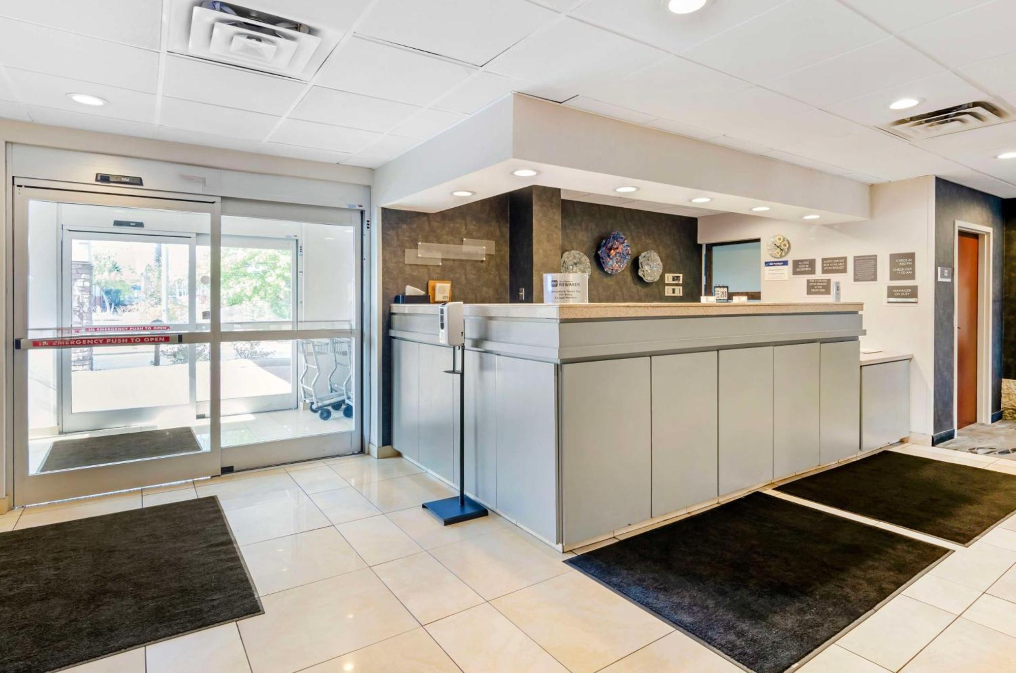 Best Western Plus Beckley Inn Esterno foto